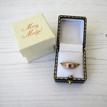 Cargar imagen en el visor de la galería, Antique Edwardian 9ct Gold, 5 Stone Diamond & Ruby Ring, Chester 1909 - MercyMadge