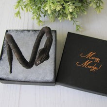 Charger l'image dans la galerie, Antique Chinese Carved Victorian Snake Bracelet