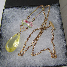 Charger l'image dans la galerie, Art Deco Iris Glass Lavalier Pendant Necklace - MercyMadge