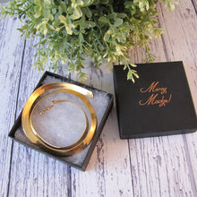 Charger l'image dans la galerie, Italian 18ct Gold Omega Necklace