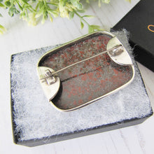 Charger l'image dans la galerie, Antique Scottish Silver & Jasper Brooch