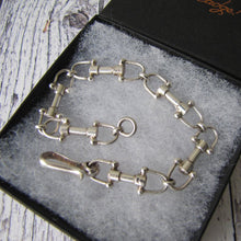 Charger l'image dans la galerie, Sterling Silver Bridle Bit Bracelet. Equestrian Gucci Style Snaffle Bracelet, - MercyMadge