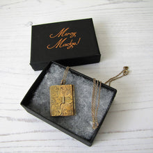 Charger l'image dans la galerie, Victorian Gilt & Turquoise Book Locket, Gilded Silver Cannetille Filigree - MercyMadge