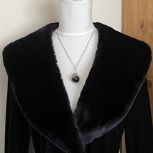 Charger l'image dans la galerie, Victorian Silver Miniature Scent Bottle Pendant