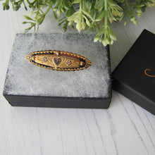 Charger l'image dans la galerie, Antique Victorian 9ct Gold Sweetheart Brooch, Engraved Heart & Forget-me-Nots