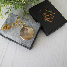 Charger l'image dans la galerie, Edwardian Rolled Gold Photo Locket Necklace With Portraits
