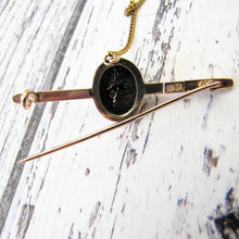 Cargar imagen en el visor de la galería, Victorian 9ct Rose Gold Scarab Beetle Brooch/Cravat Pin - MercyMadge