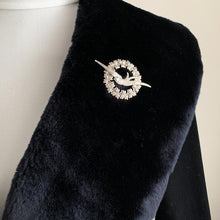 Charger l'image dans la galerie, Victorian Sterling Silver Sweetheart Swallow Brooch