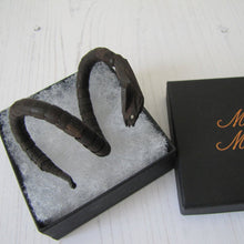 Charger l'image dans la galerie, Antique Chinese Carved Victorian Snake Bracelet. Rare Black Nut Wood Articulated Coiled Cobra Bracelet With Silver Eyes.