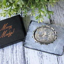 Cargar imagen en el visor de la galería, Victorian Aesthetic Sterling Silver Brooch
