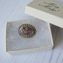 Cargar imagen en el visor de la galería, Antique 9ct Gold, Amethyst & Seed Pearl Tulip Brooch - MercyMadge