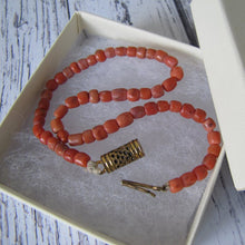 Cargar imagen en el visor de la galería, Antique Georgian Red Coral Necklace - Child's Miniature Necklace. - MercyMadge