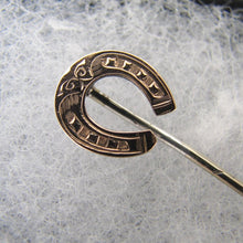 Cargar imagen en el visor de la galería, Victorian 9ct Rose Gold Engraved Horseshoe Stick Pin - MercyMadge