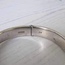 Charger l'image dans la galerie, Vintage English Silver Bracelet, Boxed, Charles Horner, Aesthetic Engraved. - MercyMadge