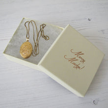Charger l'image dans la galerie, Victorian Style 9ct Gold Locket, 9ct Gold Serpentine Chain - MercyMadge
