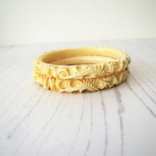 Charger l'image dans la galerie, Antique Elephant Ivory Chinese Carved Dragon Bangles