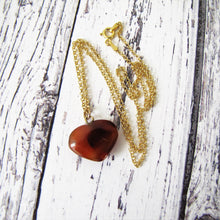 Charger l'image dans la galerie, Victorian Carved Hardstone Heart Pendant Necklace - MercyMadge