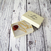 Charger l'image dans la galerie, Victorian Carved Hardstone Heart Pendant Necklace - MercyMadge