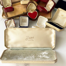 Carica l'immagine nel visualizzatore di Gallery, Vintage 1950's to 1970s Retailers Jewellery Boxes