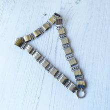 Charger l'image dans la galerie, Victorian Sterling Silver Book Chain Necklace