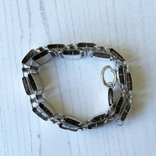 Charger l'image dans la galerie, Victorian Sterling Silver Book Chain Necklace