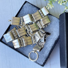 Charger l'image dans la galerie, Victorian Sterling Silver Book Chain Necklace