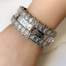 Carica l'immagine nel visualizzatore di Gallery, Antique Victorian Aesthetic Engraved Silver Bracelet