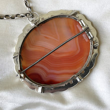 Carica l'immagine nel visualizzatore di Gallery, Antique Victorian Scottish Silver Banded Agate Pendant/Brooch