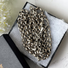 Carica l'immagine nel visualizzatore di Gallery, Antique Victorian Heavy Silver Guard Chain
