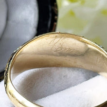 Carica l'immagine nel visualizzatore di Gallery, Georgian 18ct Gold, Enamel & Pearl Mourning Ring