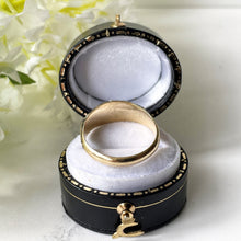 Carica l'immagine nel visualizzatore di Gallery, Georgian 18ct Gold, Enamel & Pearl Mourning Ring