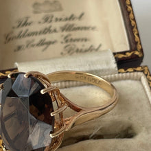 Carica l'immagine nel visualizzatore di Gallery, Vintage 1960s Smoky Quartz 9ct Gold Cocktail Ring