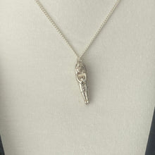 Carica l'immagine nel visualizzatore di Gallery, Vintage Sterling Silver Nuvo Sarcophagus Charm/Pendant On Chain