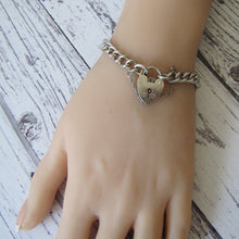 Charger l'image dans la galerie, Victorian Style Silver Curb Chain Bracelet, Heart Padlock Clasp - MercyMadge