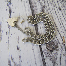 Charger l'image dans la galerie, Victorian Style Silver Curb Chain Bracelet, Heart Padlock Clasp - MercyMadge