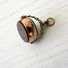 Carica l'immagine nel visualizzatore di Gallery, Antique 9ct Gold Bloodstone & Carnelian Spinner Fob. - MercyMadge