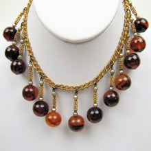 Cargar imagen en el visor de la galería, 1930s Art Deco Bakelite Necklace. Vintage Bakelite Orb Charm Necklace. - MercyMadge