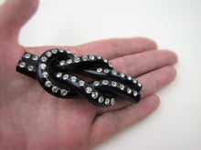 Charger l'image dans la galerie, 1930s Art Deco Black Bakelite & Rhinestone Knot Brooch. - MercyMadge