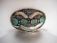 Charger l'image dans la galerie, Huge Native American Silver & Turquoise Trophy Belt Buckle - MercyMadge