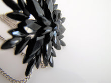 Charger l'image dans la galerie, Georgian/Victorian Vauxhall Glass Pendant Necklace - MercyMadge