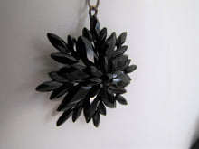 Charger l'image dans la galerie, Georgian/Victorian Vauxhall Glass Pendant Necklace - MercyMadge