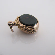 画像をギャラリービューアに読み込む, Victorian 9ct Gold Bloodstone & Carnelian Spinner Fob Pendant, 1848 - MercyMadge