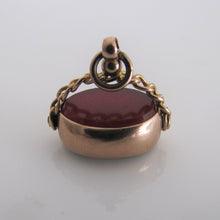 画像をギャラリービューアに読み込む, Victorian 9ct Gold Bloodstone & Carnelian Spinner Fob Pendant, 1848 - MercyMadge