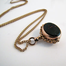 画像をギャラリービューアに読み込む, Victorian 9ct Gold Bloodstone & Carnelian Spinner Fob Pendant, 1848 - MercyMadge
