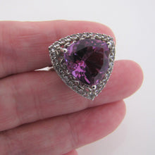 Carica l'immagine nel visualizzatore di Gallery, Sterling Silver Tanzanite Ring - MercyMadge