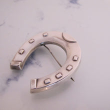 Cargar imagen en el visor de la galería, Antique Victorian Silver Large Horseshoe Brooch - MercyMadge
