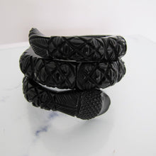 Cargar imagen en el visor de la galería, Victorian Whitby Jet Segmented Snake Bracelet. - MercyMadge