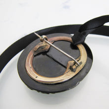 Cargar imagen en el visor de la galería, Antique Whitby Jet Enameled Silver Portrait Pendant/Brooch - MercyMadge