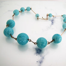 Cargar imagen en el visor de la galería, 1920's Art Deco Czech Glass & Gold Wire Necklet. - MercyMadge