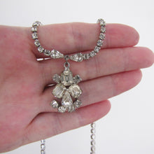 Cargar imagen en el visor de la galería, 1930s Art Deco Crystal Rhinestone Necklace. - MercyMadge